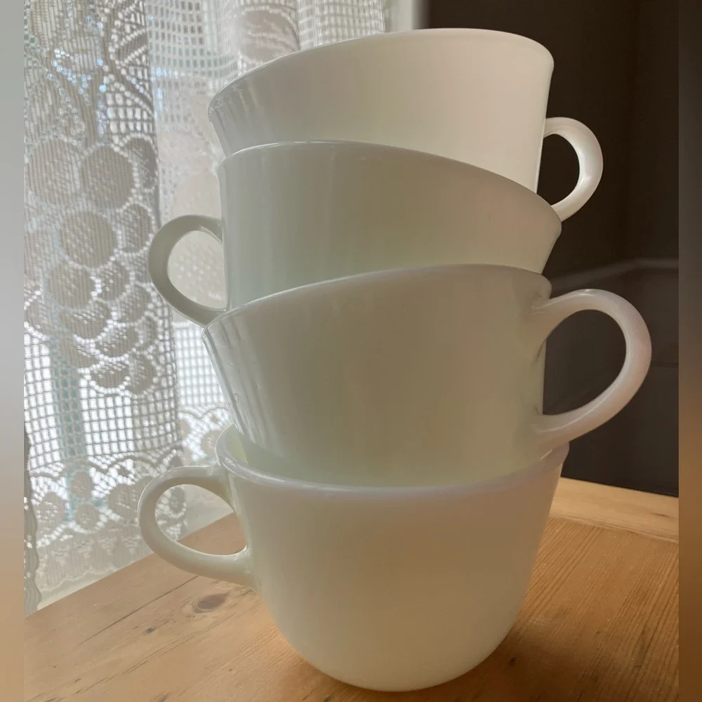 Vintage Corning Pyrex 8 ounce C-Handle Tea Cups or Coffee Cups Set of Four